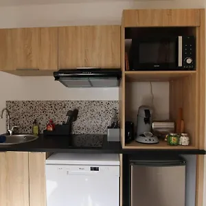 Apartment Cosy Coye, Neuf, Parfaitement Situe 6min Cv-8min Gare, Arles